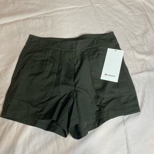 BRAND NEW LULULEMON SHORTS